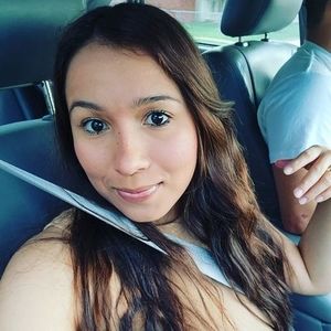 Meet your Posher, Genesis nicole